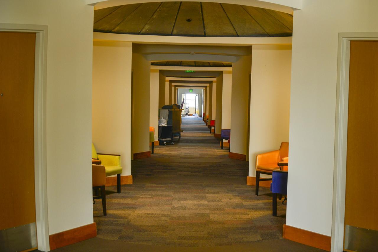 Watercrest Hotel And Conference Center Howard Экстерьер фото