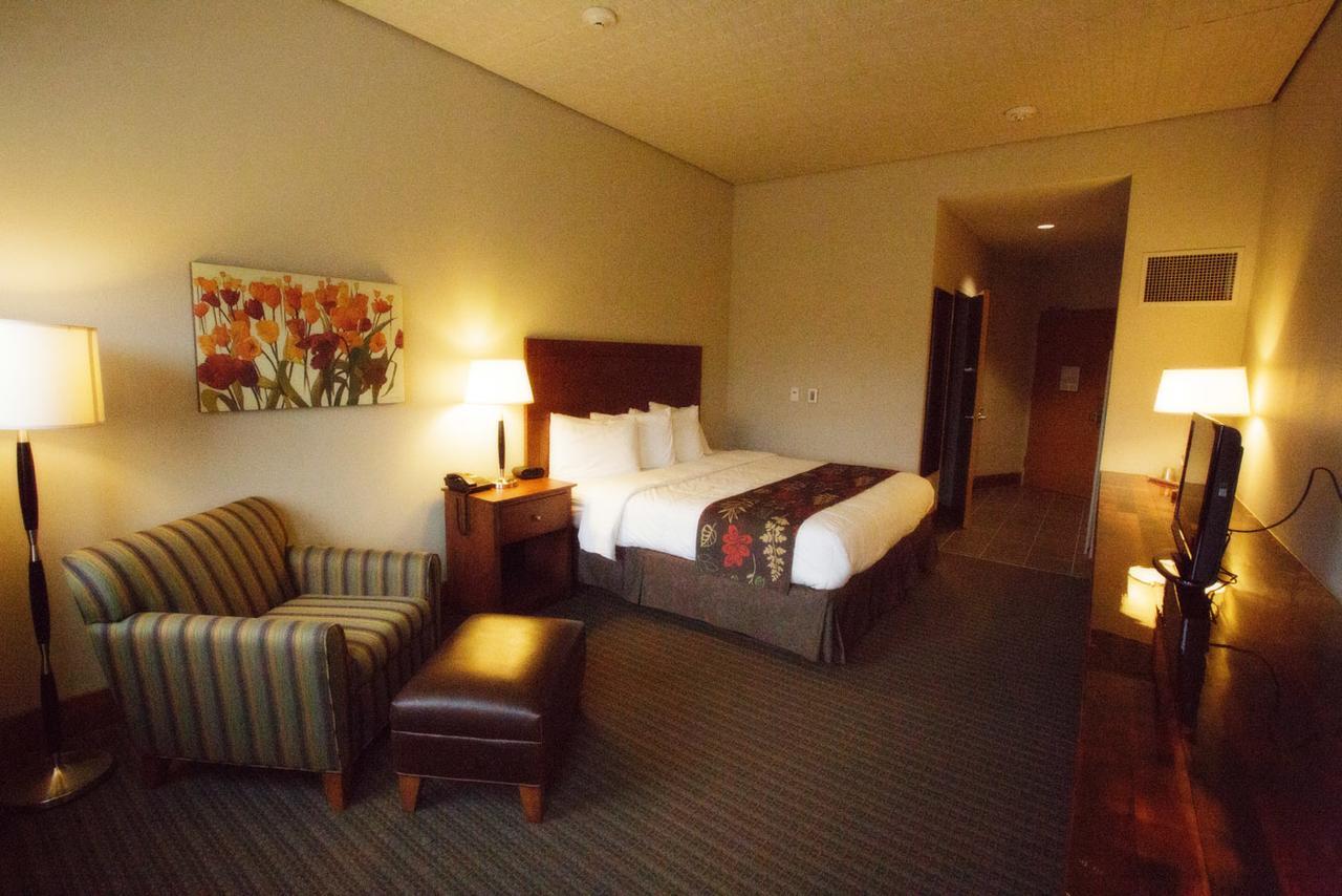 Watercrest Hotel And Conference Center Howard Экстерьер фото
